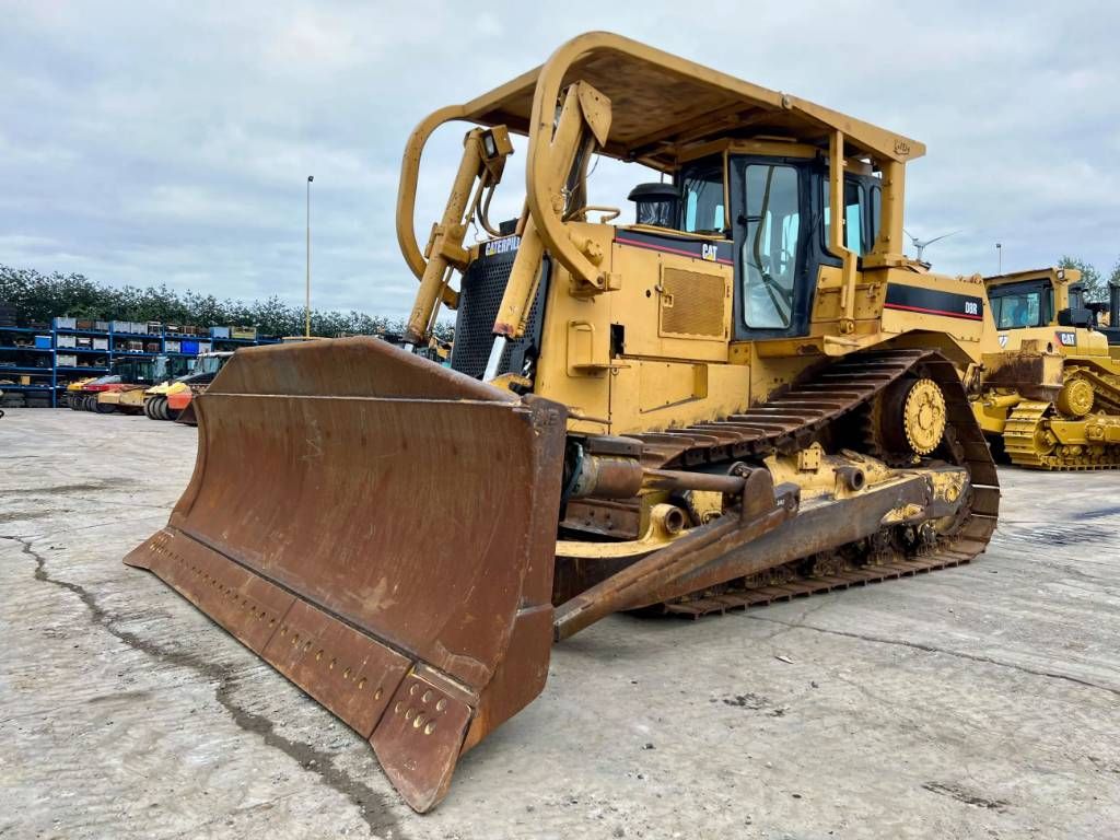 CAT D8R