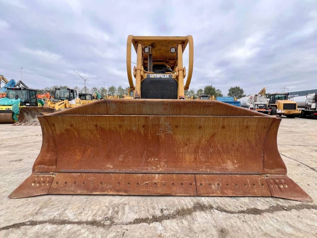 CAT D8R