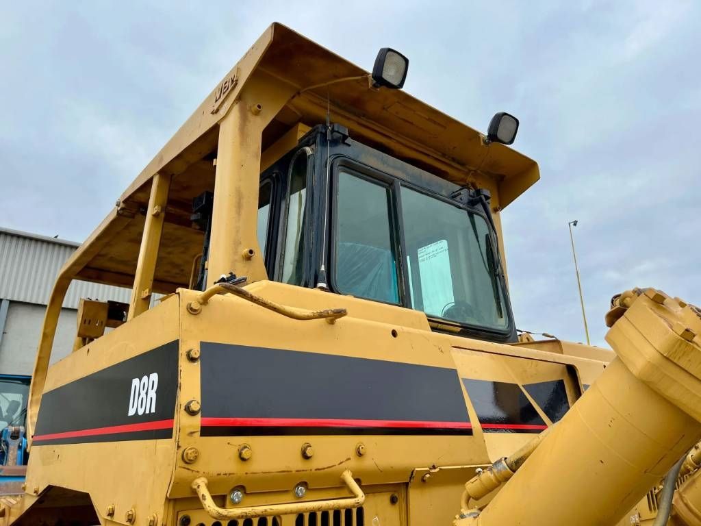 CAT D8R
