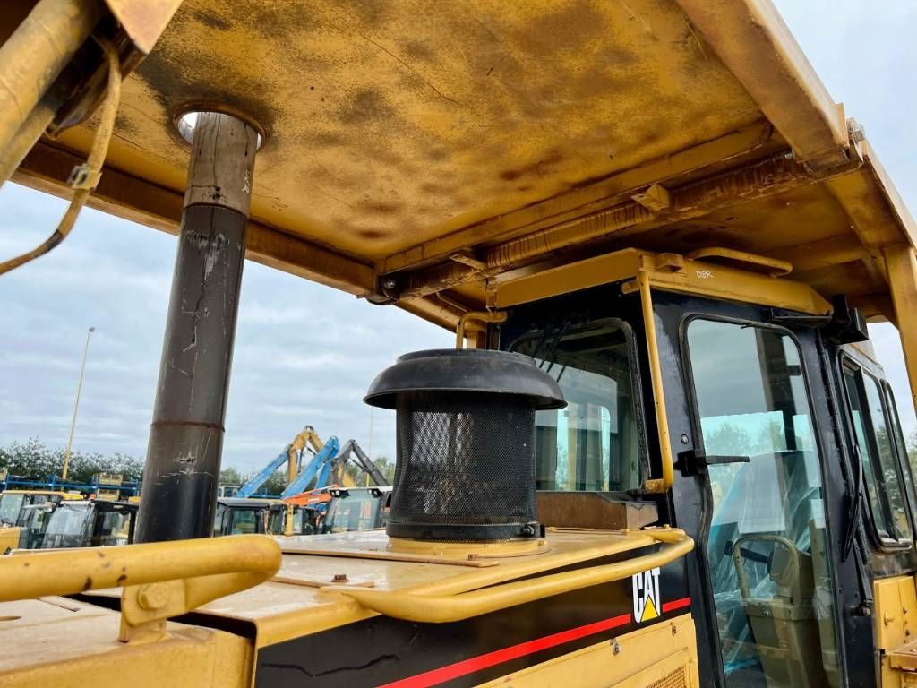 CAT D8R