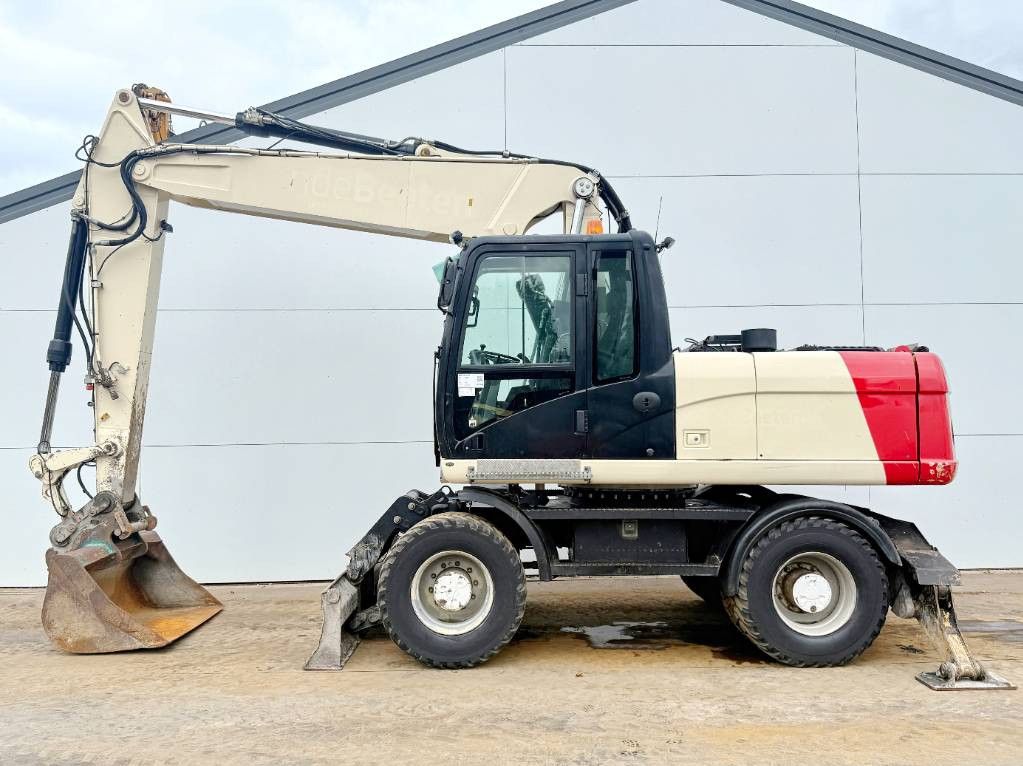 CAT M318D - Quick Coupler / Automatic Greasing