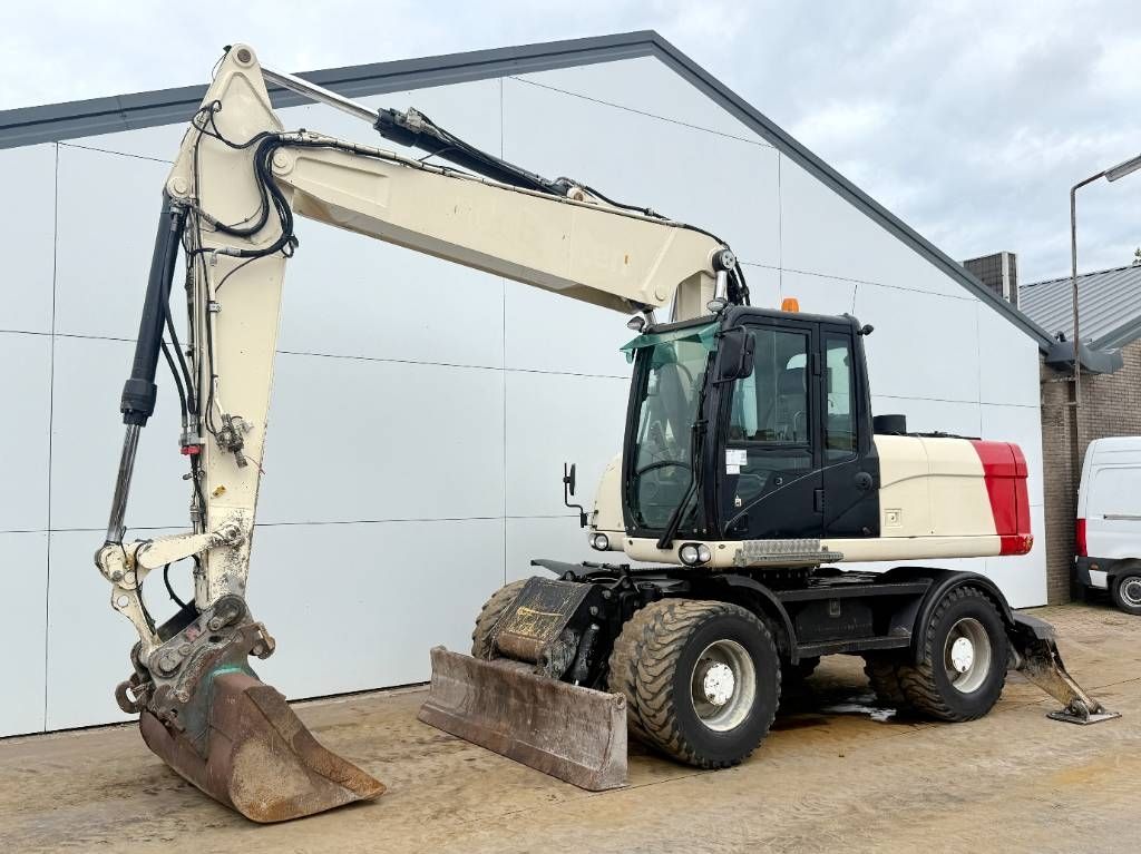 CAT M318D - Quick Coupler / Automatic Greasing
