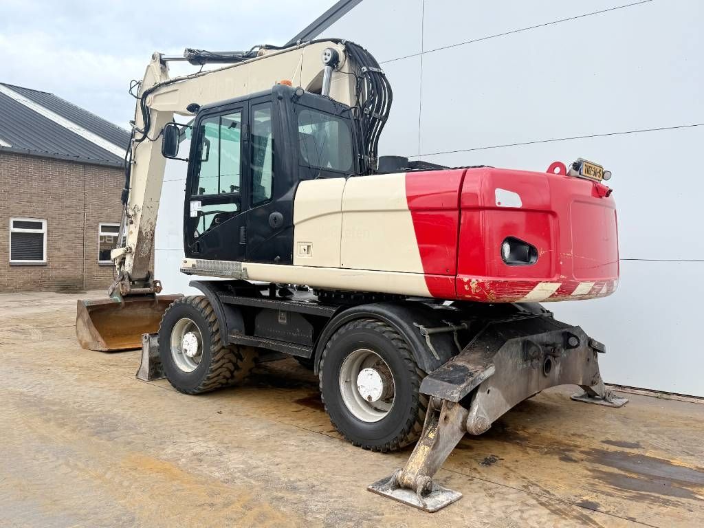 CAT M318D - Quick Coupler / Automatic Greasing