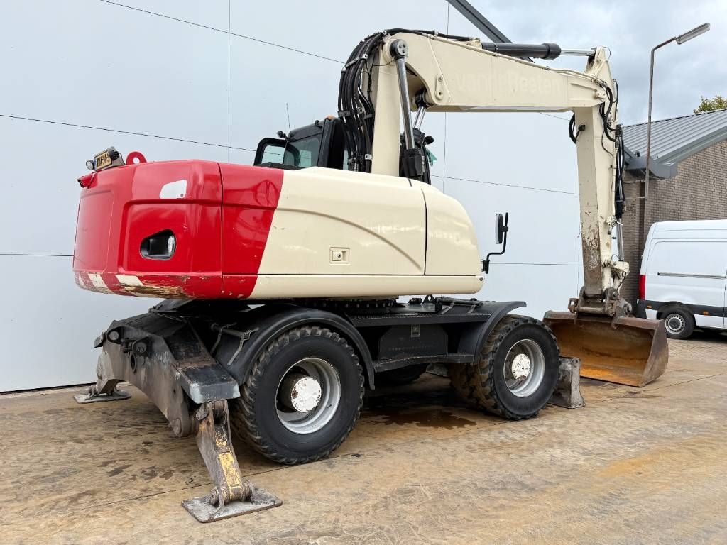 CAT M318D - Quick Coupler / Automatic Greasing