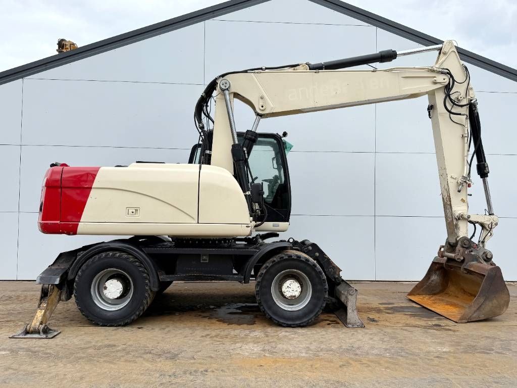 CAT M318D - Quick Coupler / Automatic Greasing