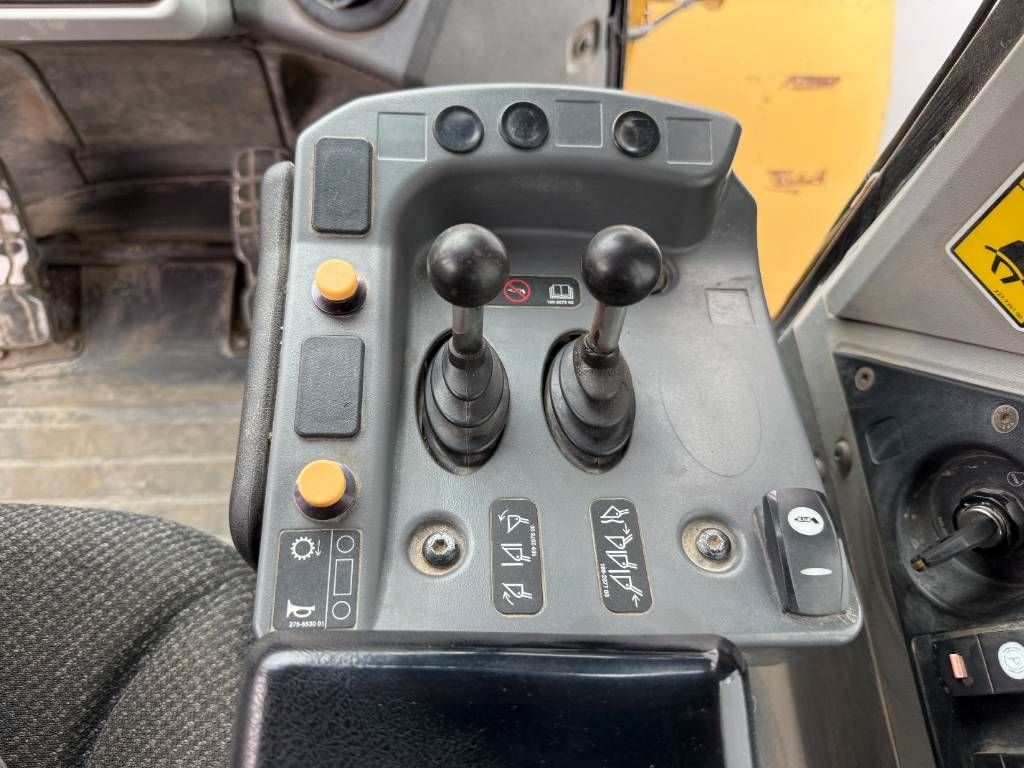CAT 966K - German Machine / Weight System