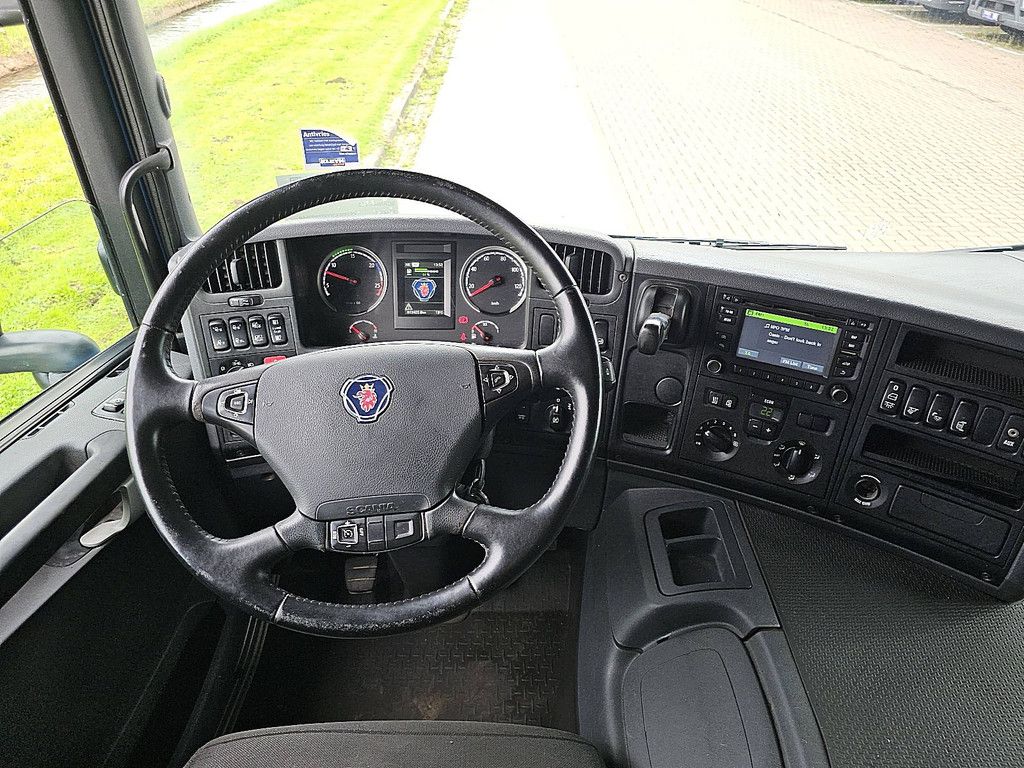 SCANIA P410 6x2/4 mnb