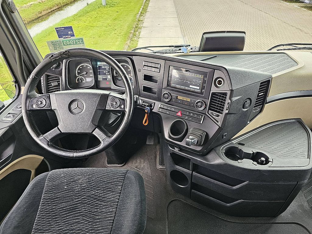 MERCEDES-BENZ ACTROS 2645 6x2*4 ret. 3t lift