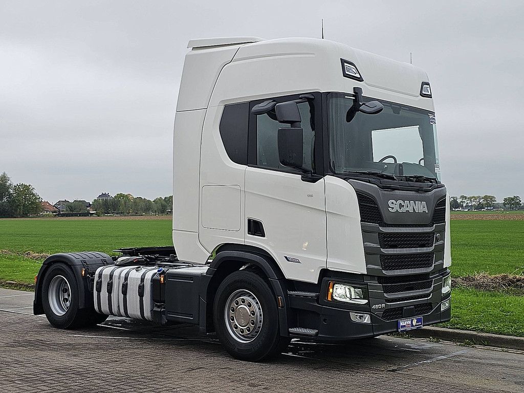 SCANIA R460