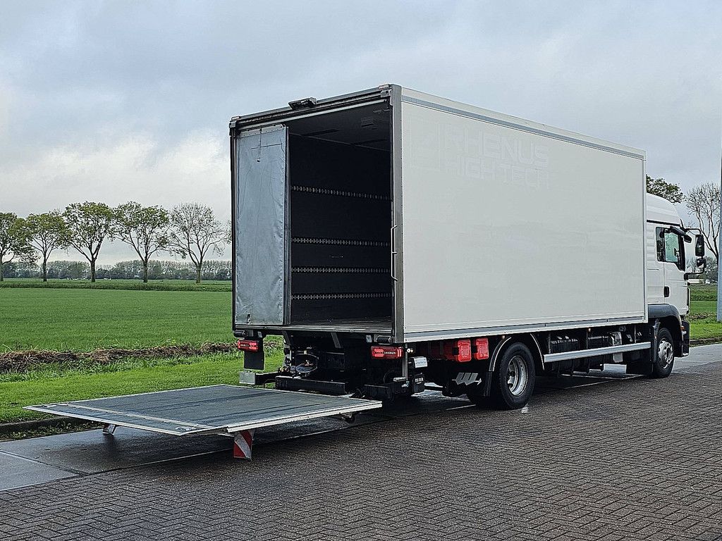 M.A.N. 12.250 TGM lx heater 2t lift