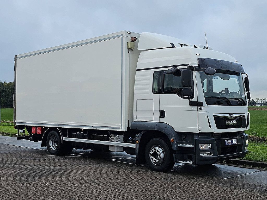 M.A.N. 12.250 TGM lx heater 2t lift