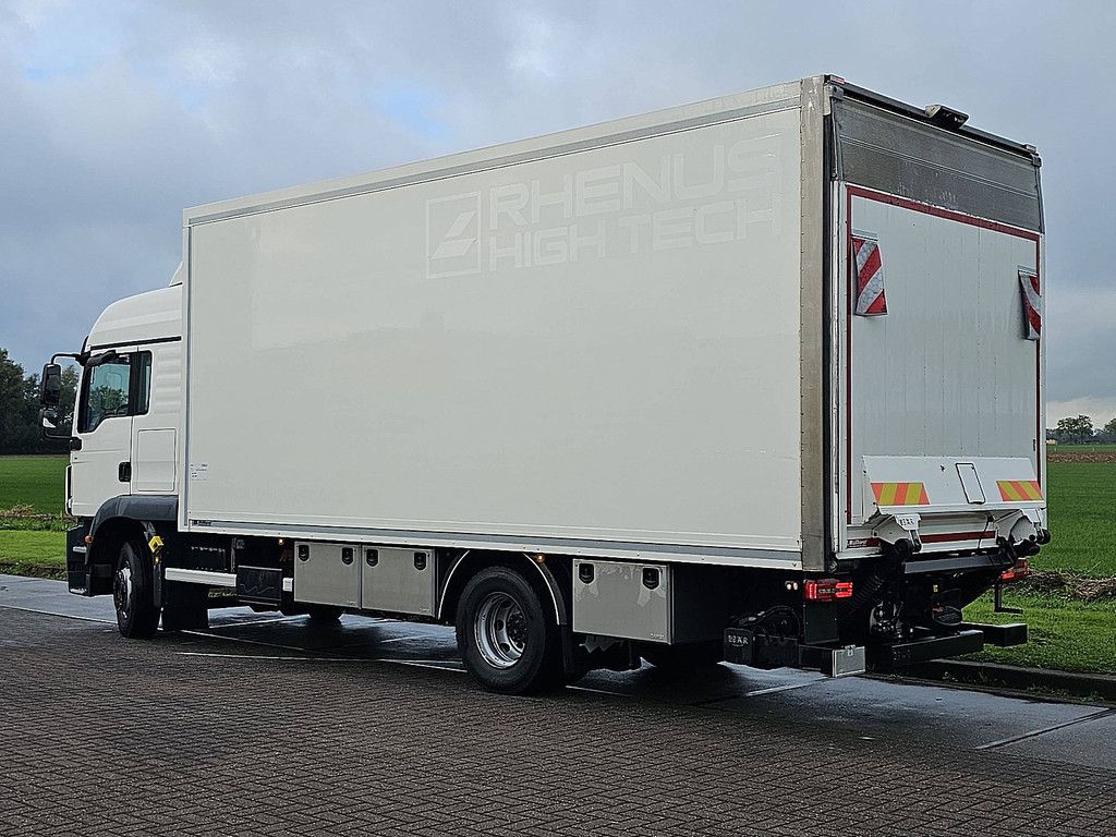 M.A.N. 12.250 TGM lx heater 2t lift