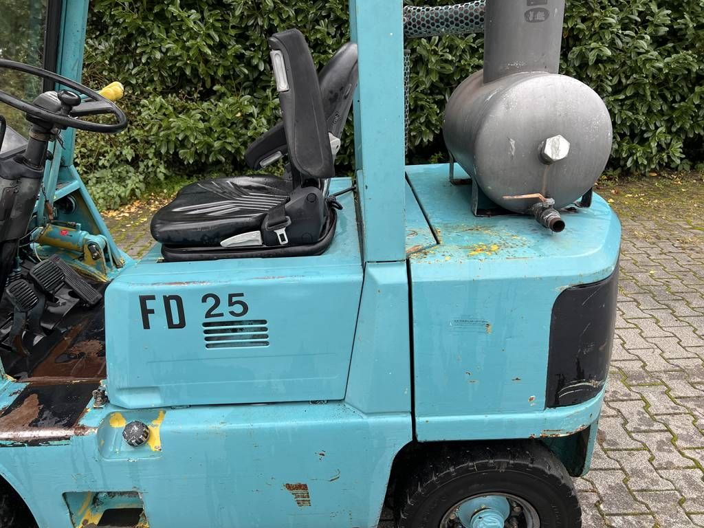 Mitsubishi FD25T