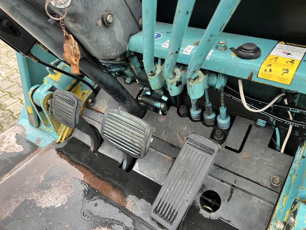 Mitsubishi FD25T