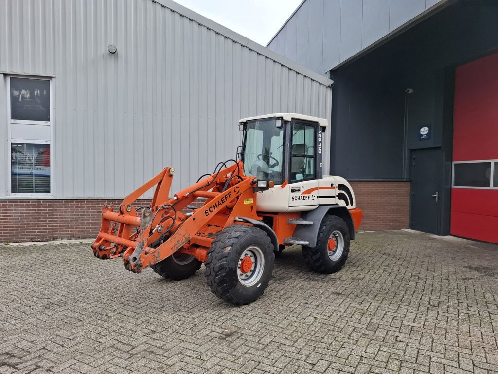 Schaeff SKL 834