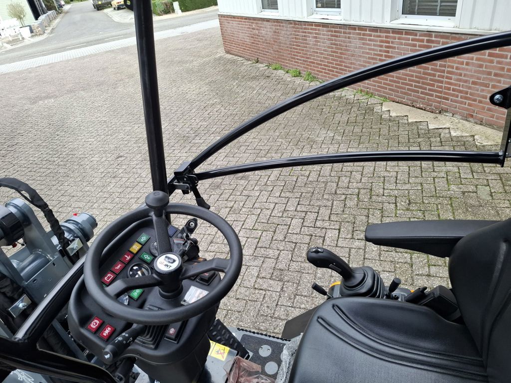 Giant G1500