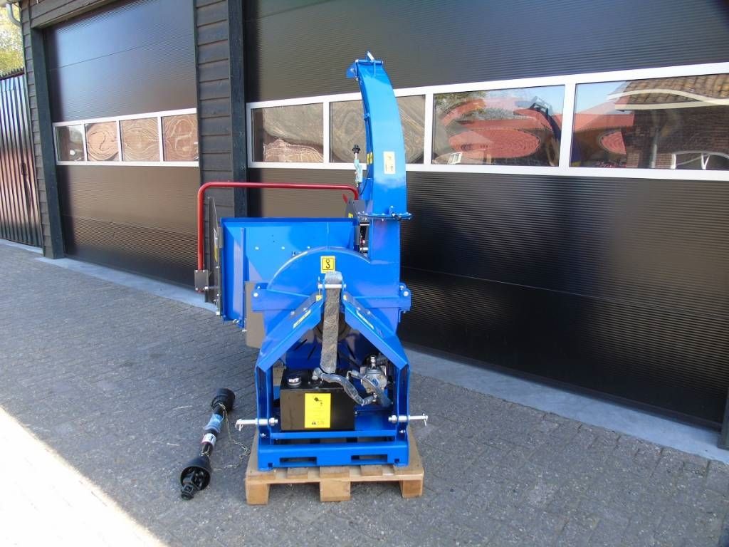 Houtversnipperaar BX 52R met hydraulische invoerro