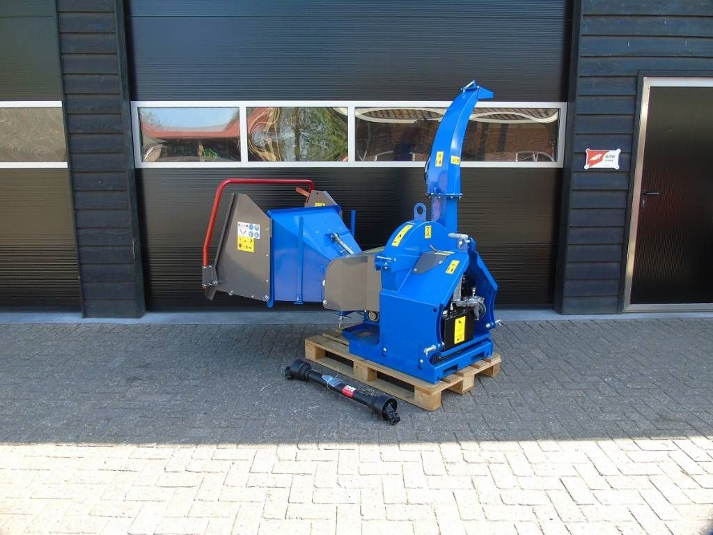 Houtversnipperaar BX 52R met hydraulische invoerro