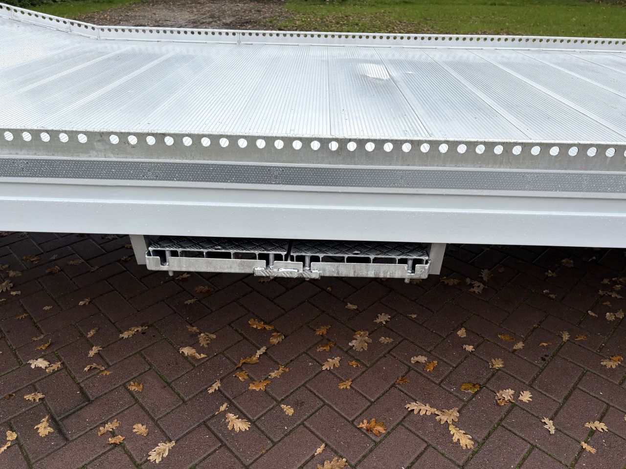 Veldhuizen Be oplegger 6.8 TON ambulance auto transporter 12.80