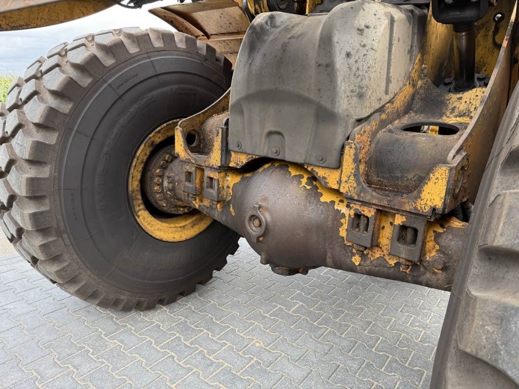 CAT 980M