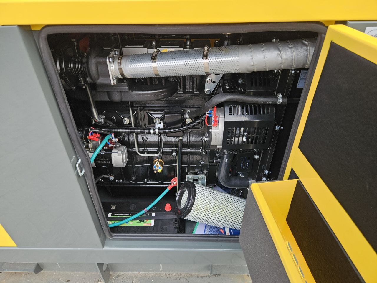 Nieuwe Ashita AG3-70E generator ref K2506014