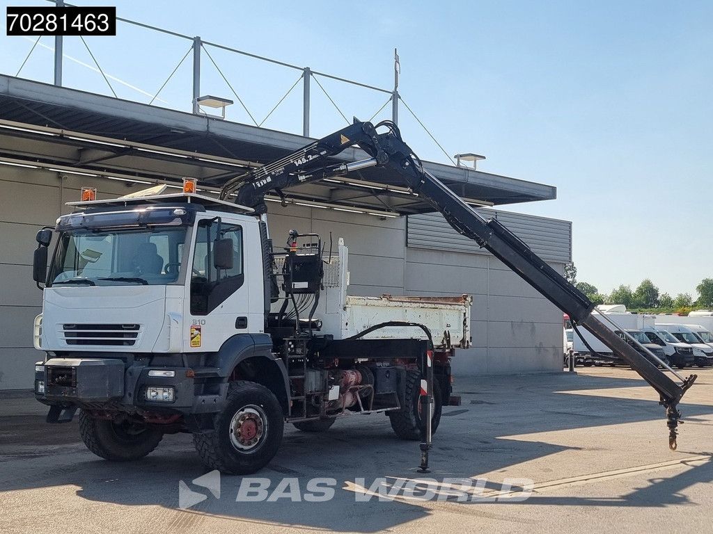 Iveco Trakker 310 4X4 Atlas 145.2-A2 Kran Crane 4x4 Big axle 6m3 3 sided tipper Euro 4