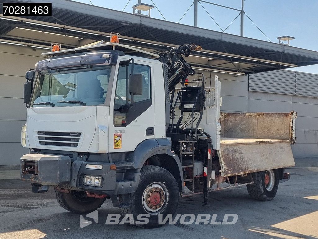 Iveco Trakker 310 4X4 Atlas 145.2-A2 Kran Crane 4x4 Big axle 6m3 3 sided tipper Euro 4