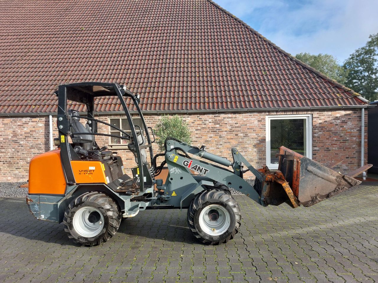 Giant V452T X-tra