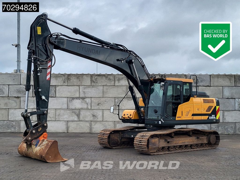 Hyundai HX220 AL