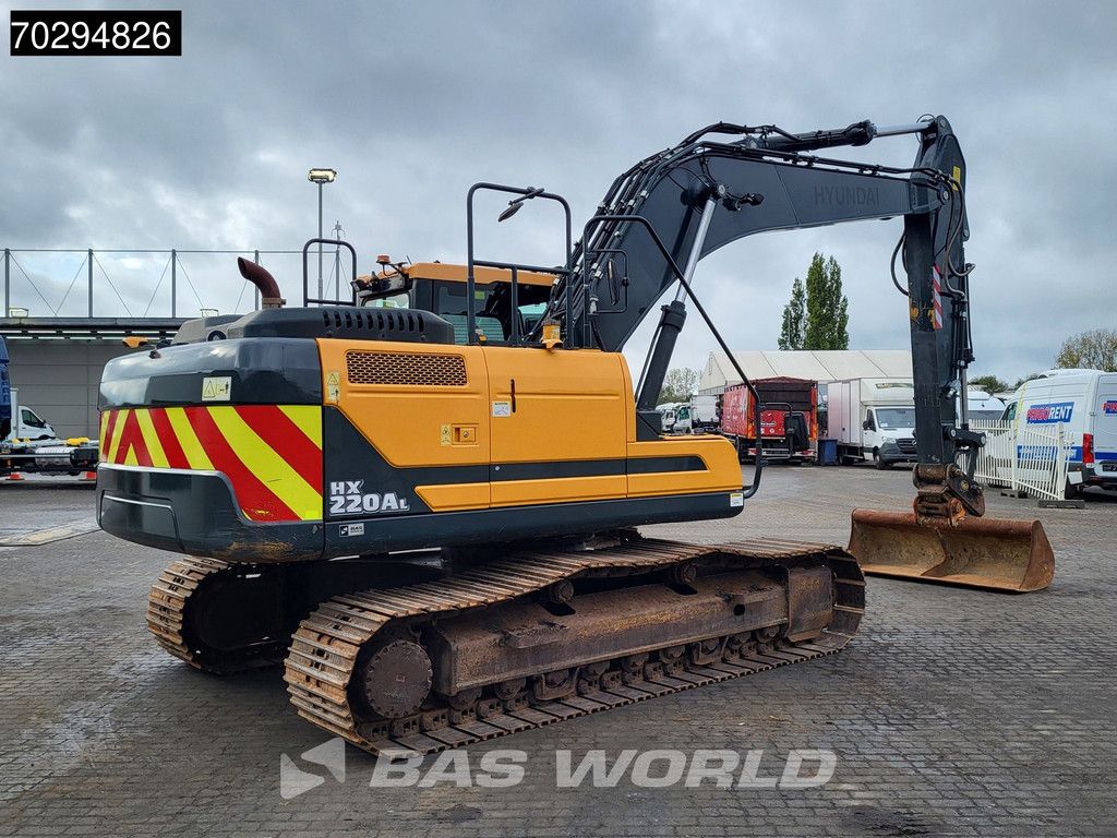 Hyundai HX220 AL