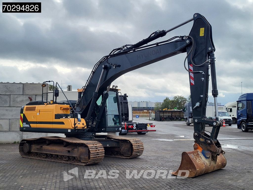 Hyundai HX220 AL