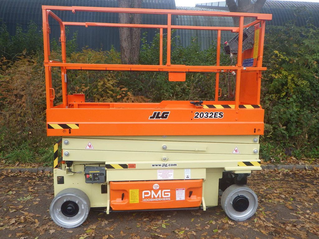 Scissor lift JLG 2032ES Electric 8.10m 2015 with Transport trailer Vlemmix E 3500kg 2025 New