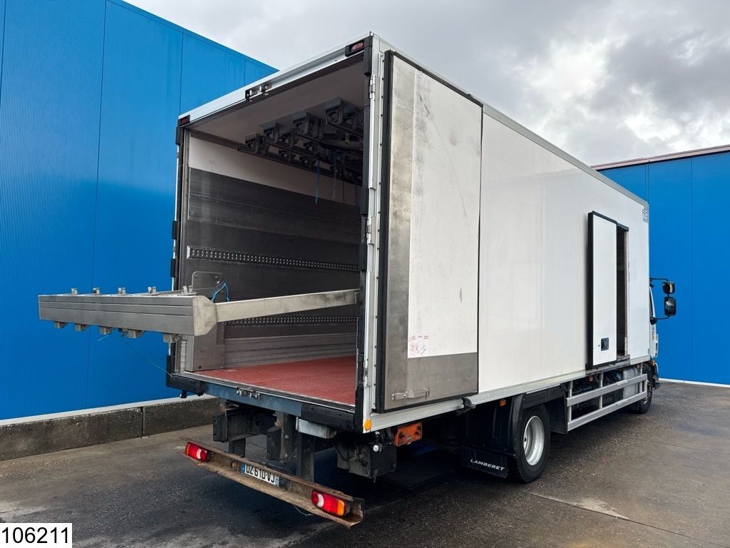 Volvo FL 250 EURO 6, Carrier, Meat hanging rails