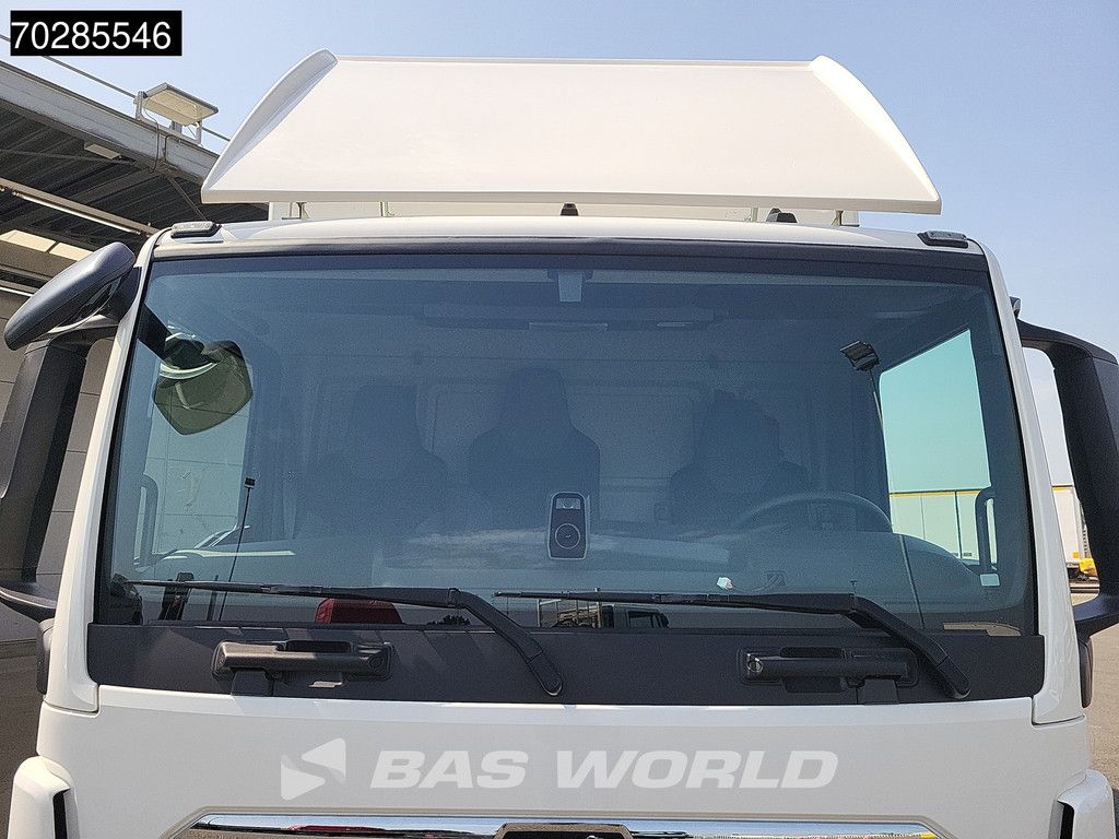 MAN TGL 12.250 4X2 12tonner low mileage 1500kg Tailgate Euro 6