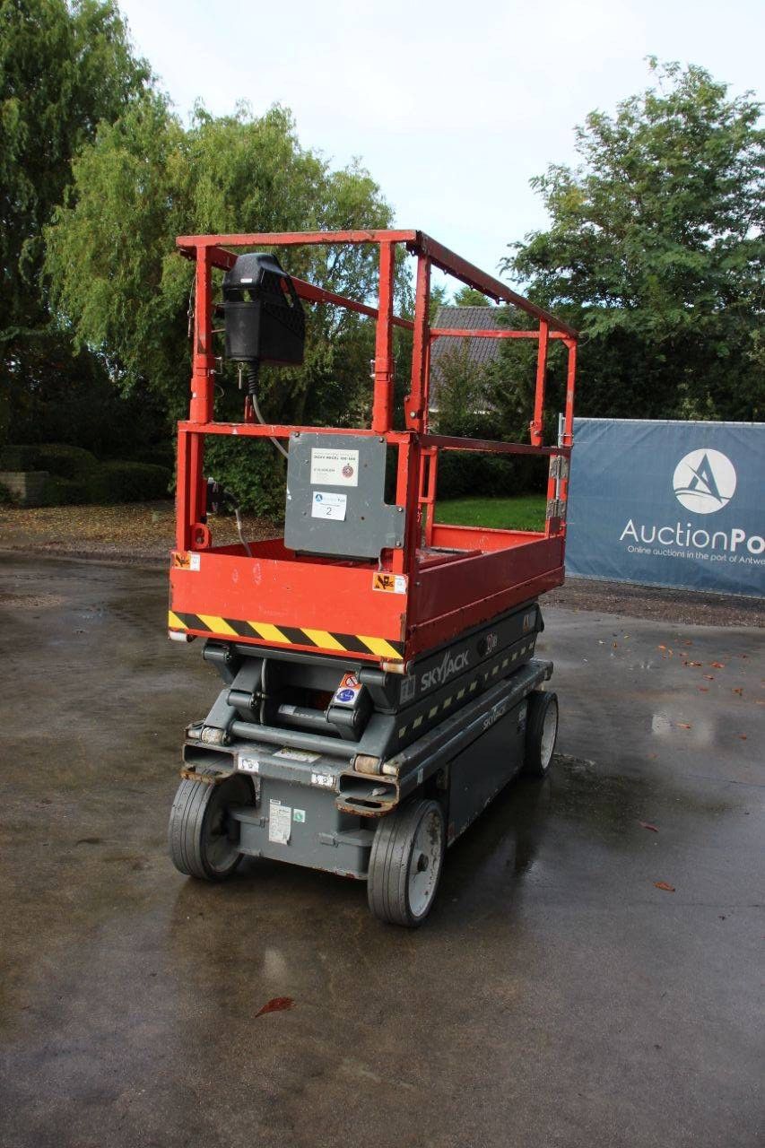 Scherenbühne Skyjack SJ3220 Elektro 7,95m 2019
