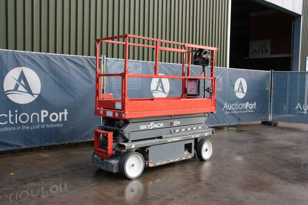 Scherenbühne Skyjack SJ3220 Elektro 7,95m 2019