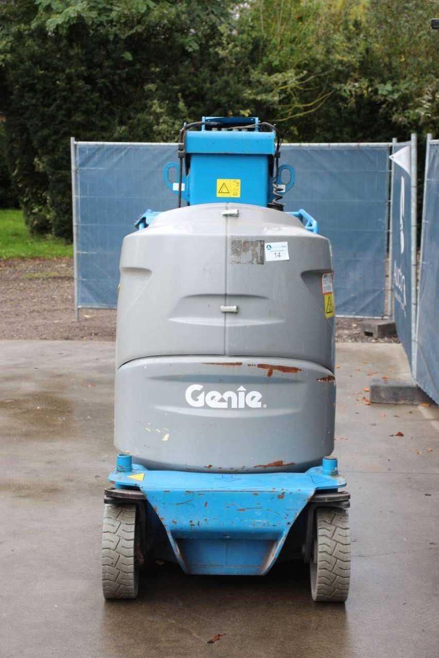 Genie GR-26J Elektrischer Mastlift 9,9 m 2016