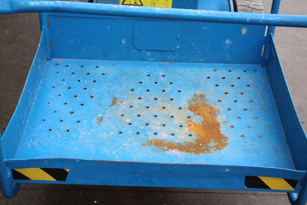 Genie GR-26J Elektrischer Mastlift 9,9 m 2016