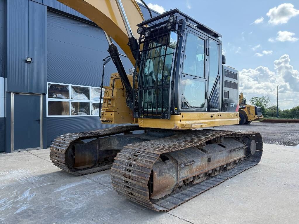 CAT 335 F L CR