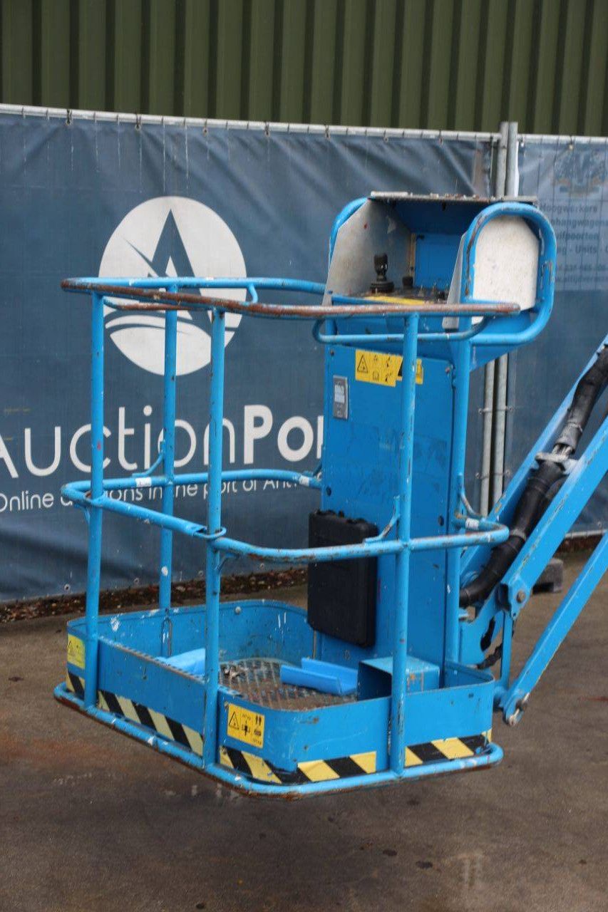 Genie Z-40/23N RJ Electric Articulating Boom Lift 14.32m 2014