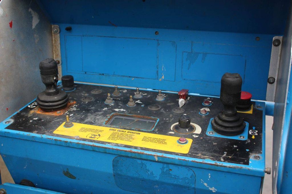 Genie Z-40/23N RJ Electric Articulating Boom Lift 14.32m 2014