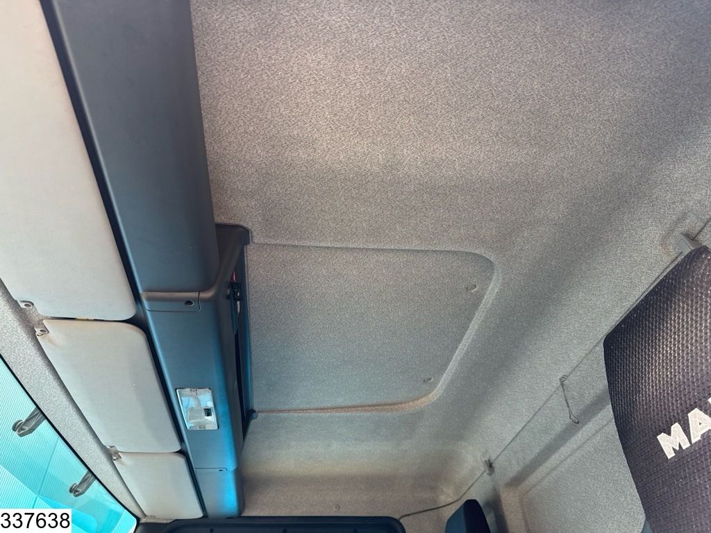 MAN TGM 15 250 EURO 6, Carrier, Meat hanging rails