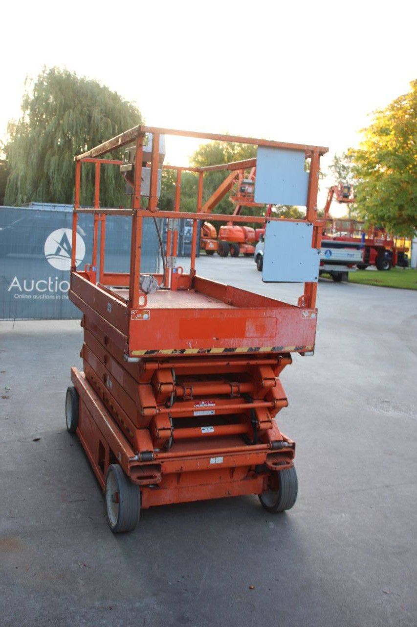 Scherenbühne SkyJack SJ4632 Elektro 11,7m 2015