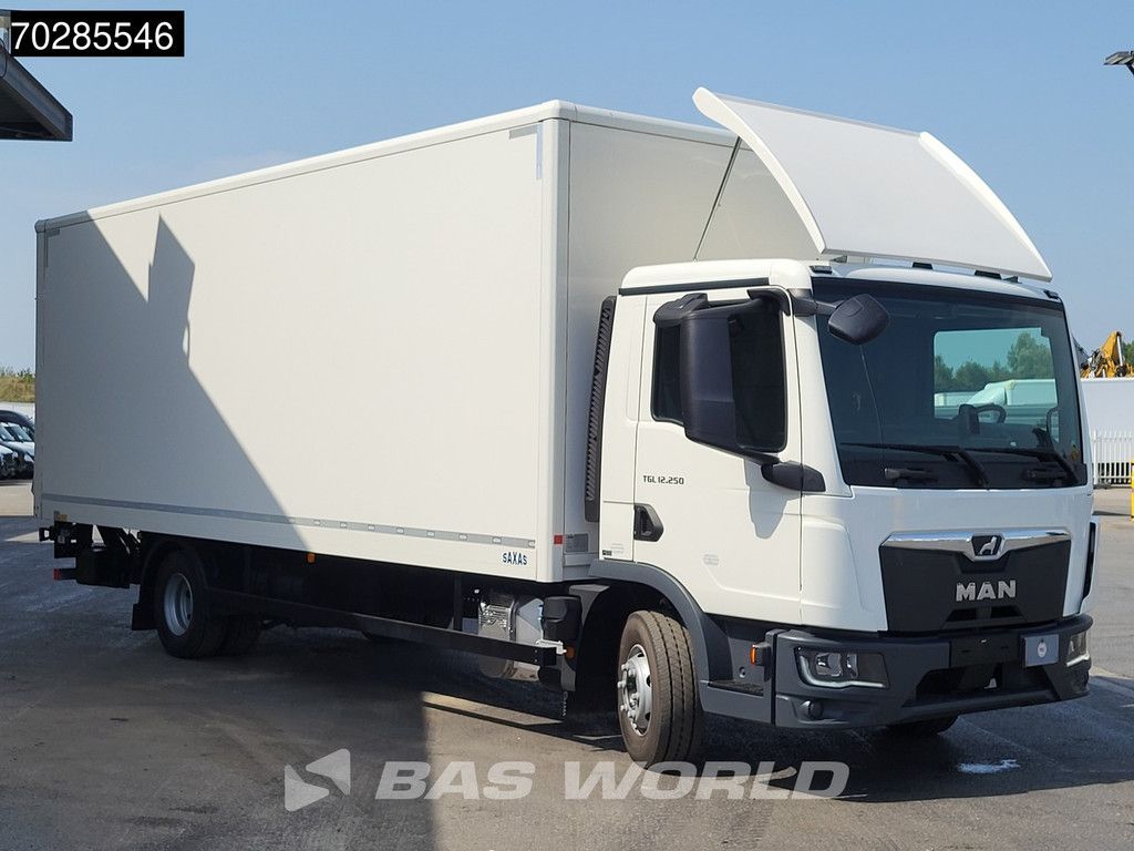 MAN TGL 12.250 4X2 12tonner low mileage 1500kg Tailgate Euro 6