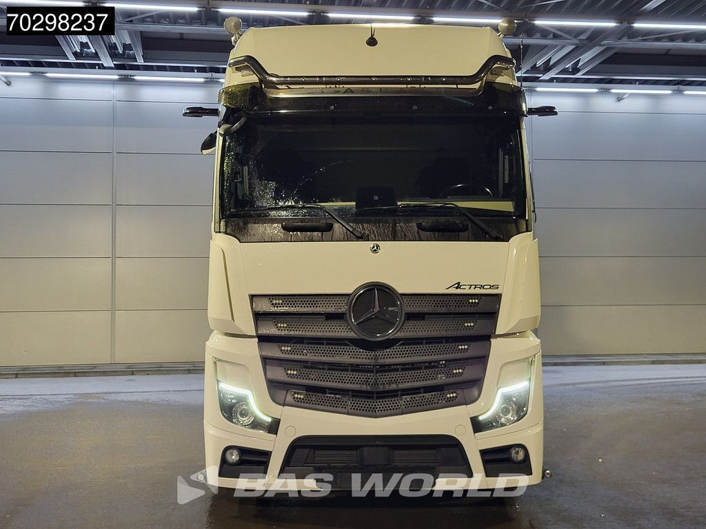 Mercedes Actros 1845 4X2 Retarder Mega 2xTanks Standklima Xenon Navi ACC Euro 6