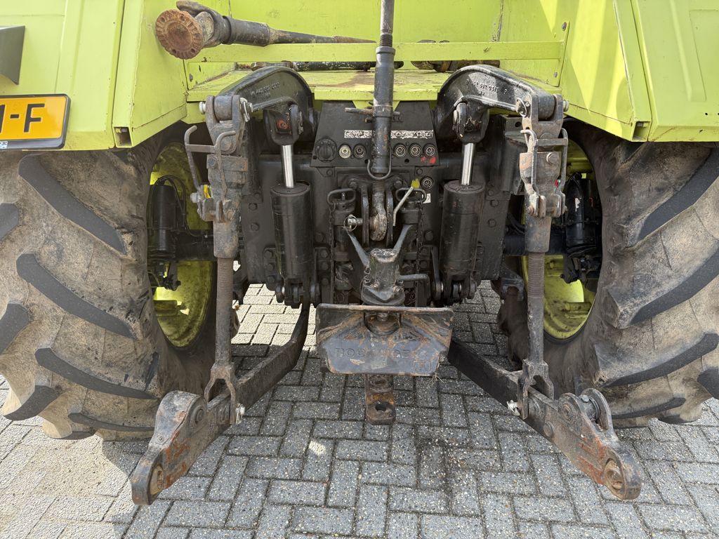 Mercedes-Benz MB-Trac 1300 / KLANTOPDRACHT