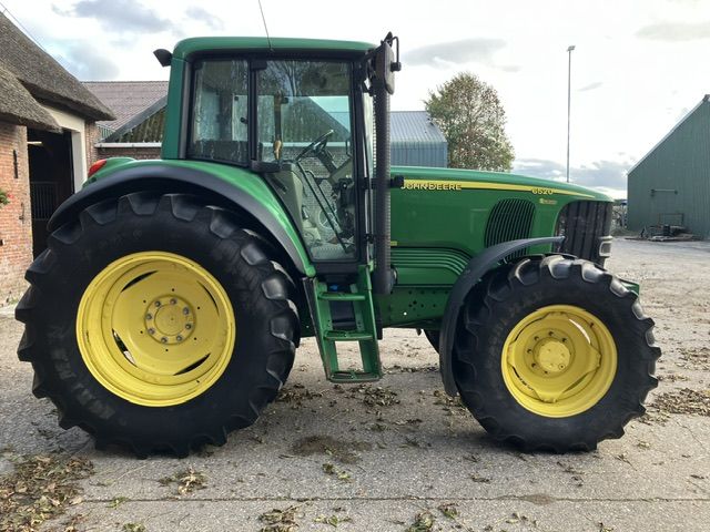 John deere 6520