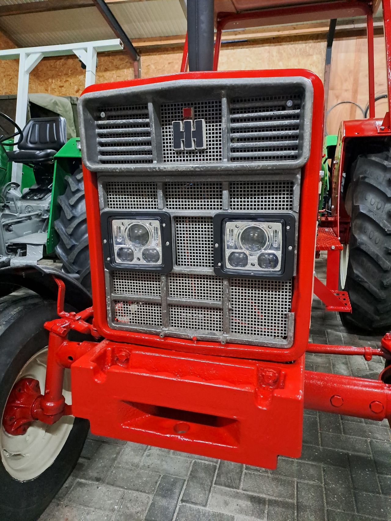 IHC International 633 | refurbished | inruil en transport mogeli