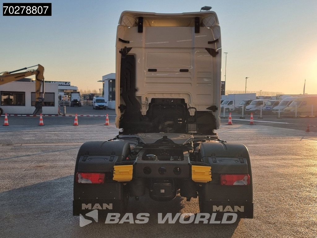 MAN TGX 18.480 4X2 NEW! Manual Euro 5 2x Tanks