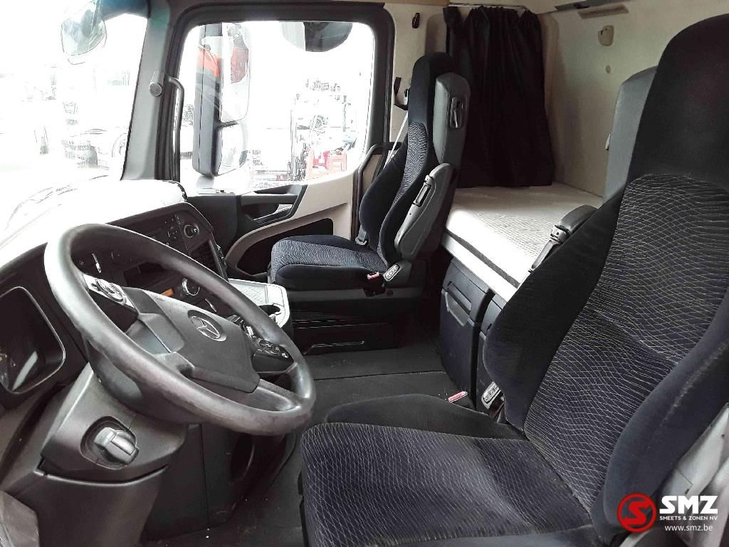 Mercedes Actros 1851 Euro 5 spoilers